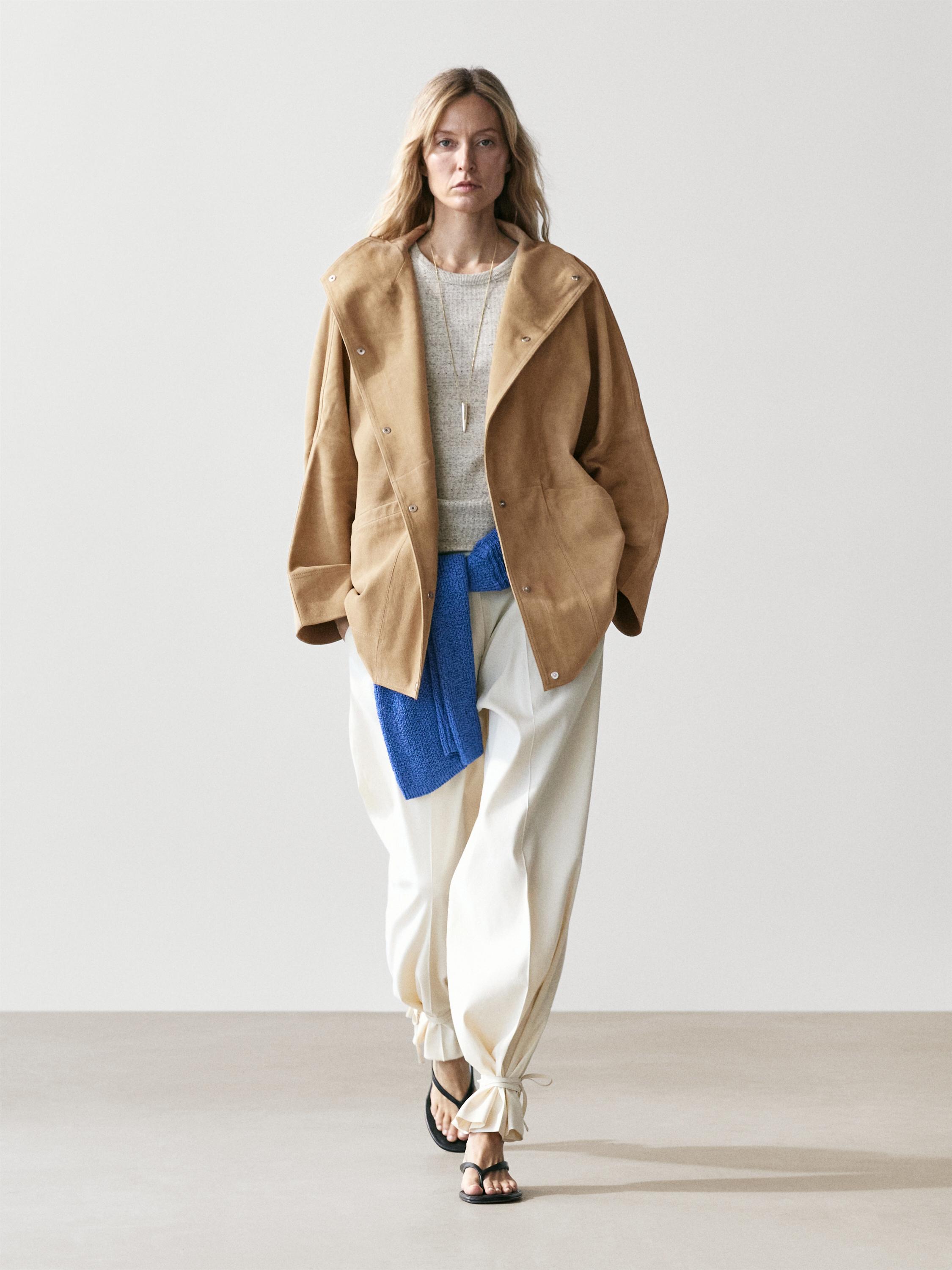 Suede leather cape with button details